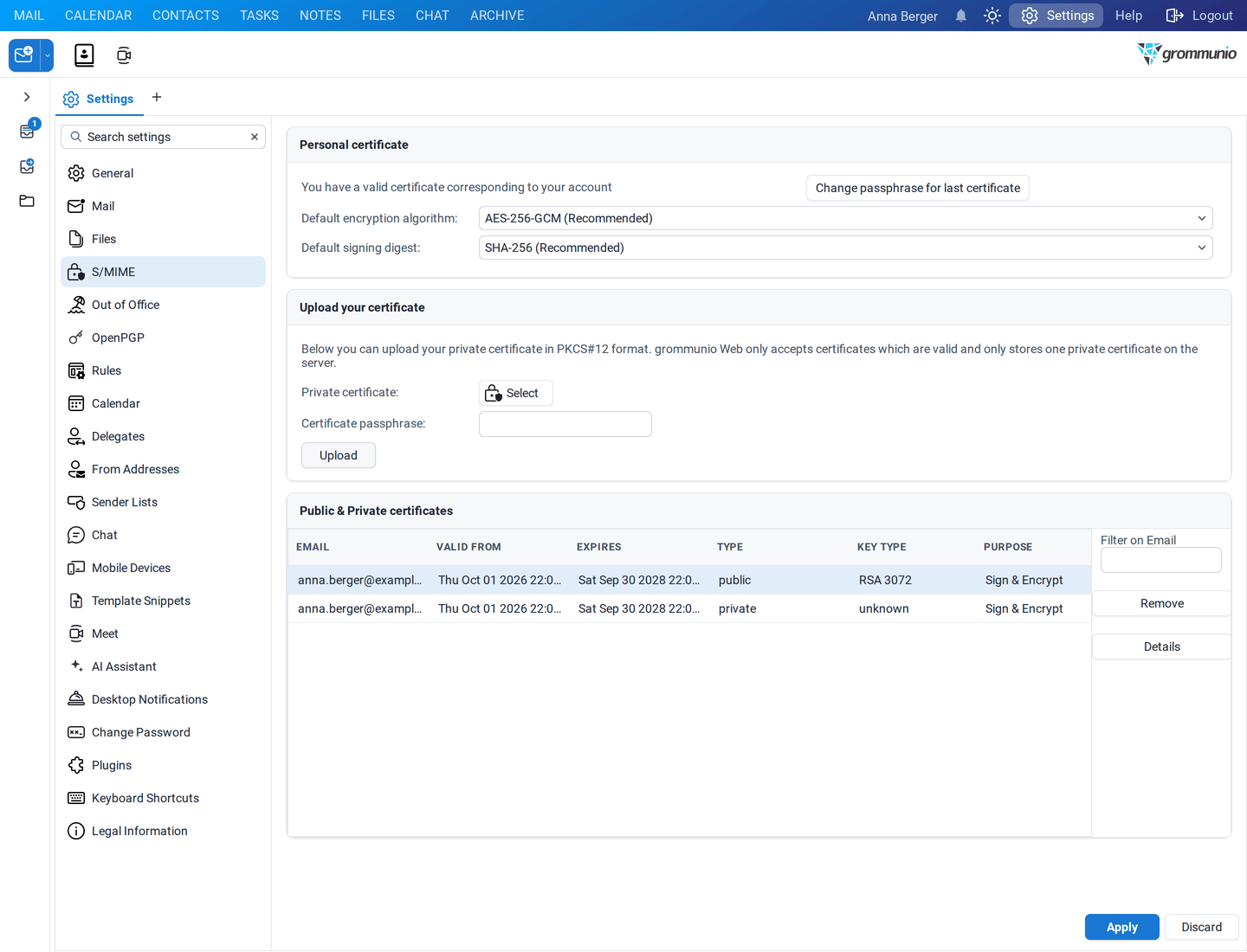 The S/MIME settings with a valid personal certificate, the upload area and the list of public and private certificates